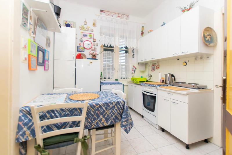 Apartment Zeljana - image 4