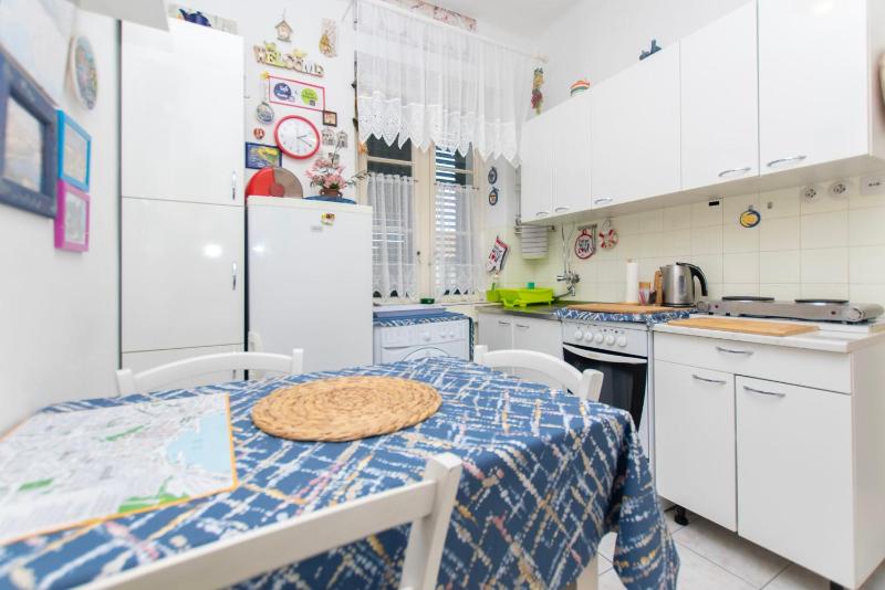 Apartment Zeljana - image 13