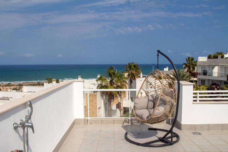 Nova Beach Penthouse - image 8