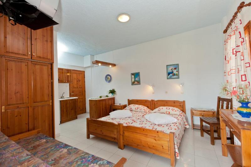 Sofia's Garden by Booking Kottas - image 25