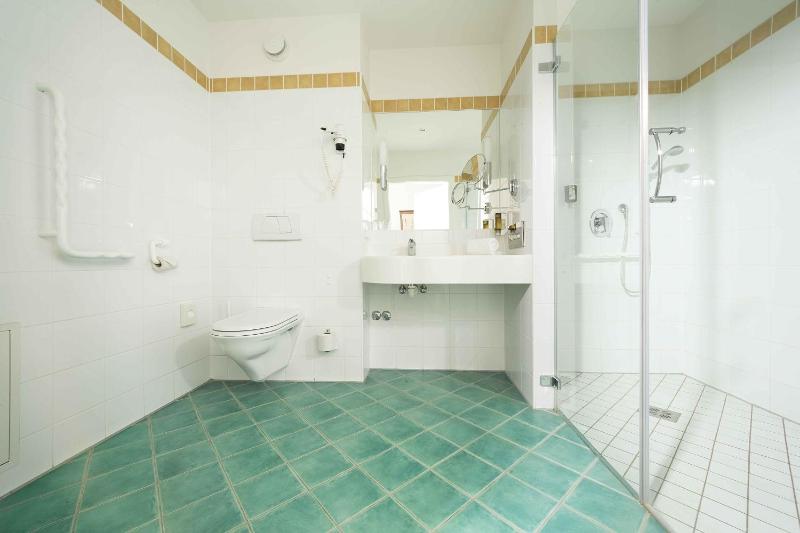 Double Room - Disability Access image 2