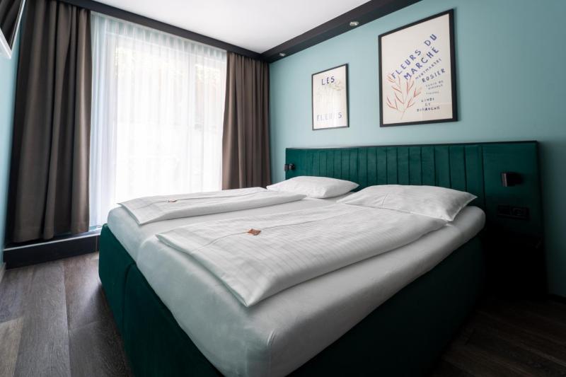 Double Room with Terrace image 1