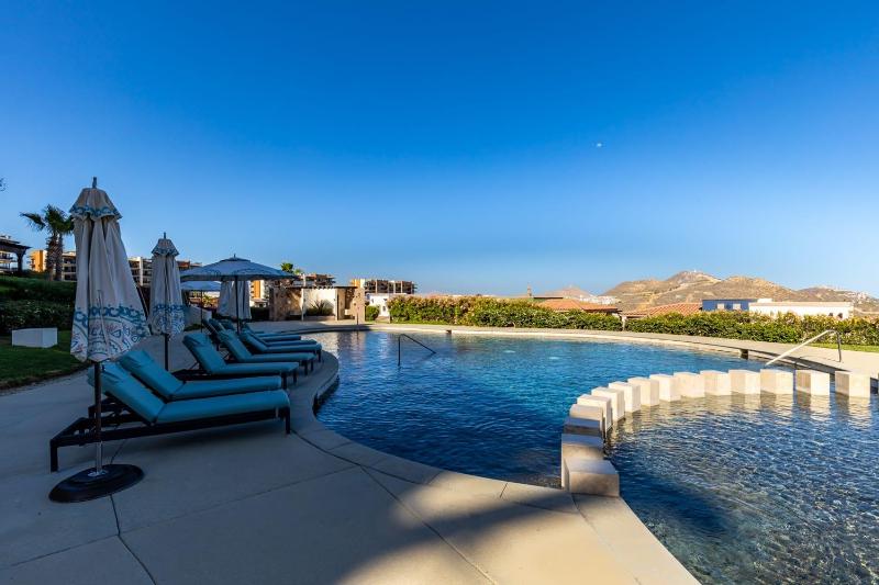 Spacious Copala Condo Ocean View & Resort Access - image 10