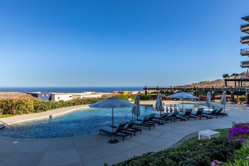 Spacious Copala Condo Ocean View & Resort Access - image 8