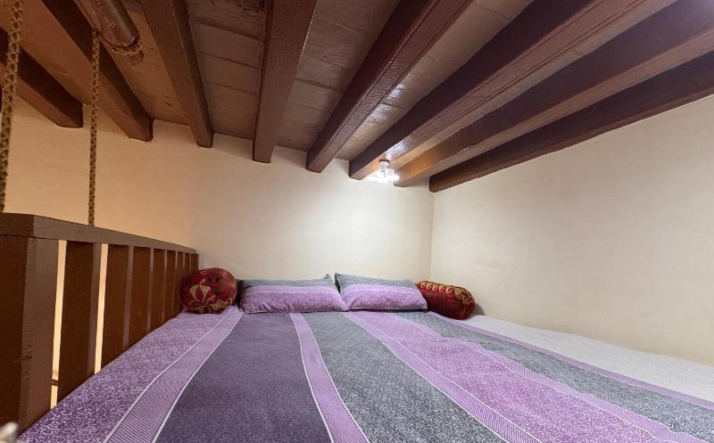 Landour Apartment Beauty and Charm Kothri- Vintage Vibes - image 18
