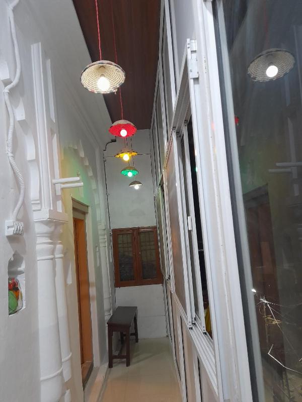 Landour Apartment Beauty and Charm Kothri- Vintage Vibes - image 12