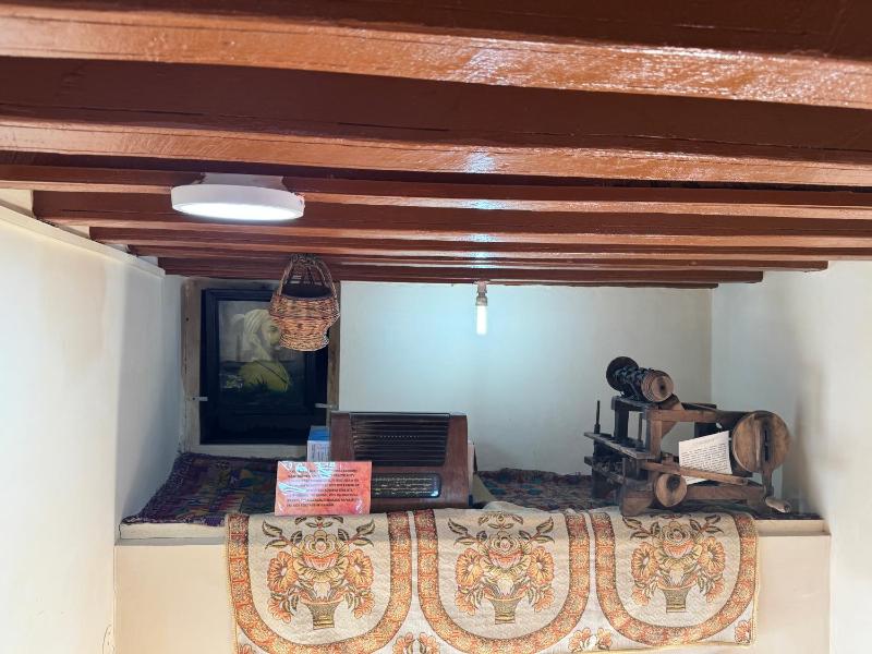 Landour Apartment Beauty and Charm Kothri- Vintage Vibes - image 17