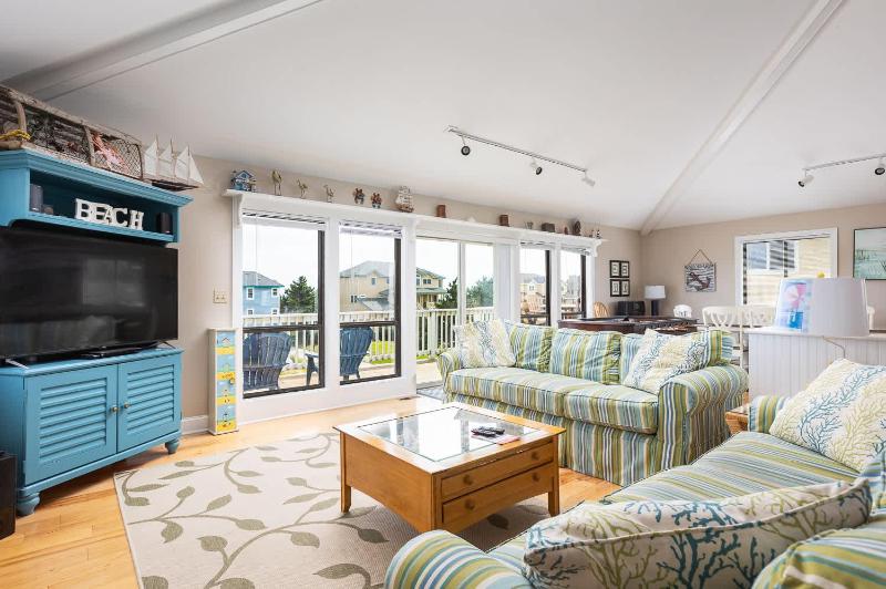Semi-Oceanfront with Heated Pool Cabana Ocean Views - image 29