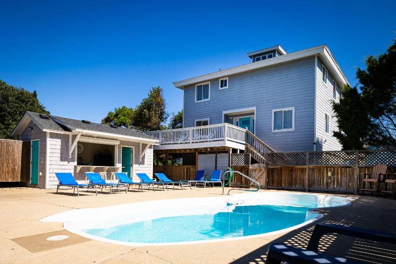Semi-Oceanfront with Heated Pool Cabana Ocean Views - image 13