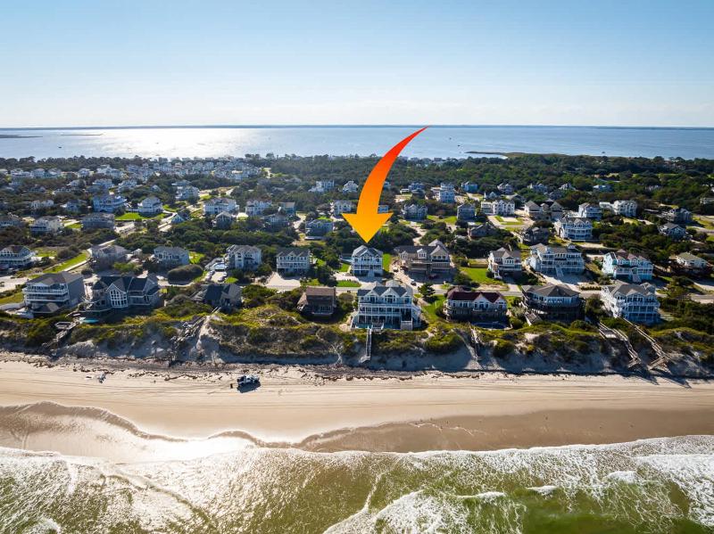 Gorgeous Semi-Oceanfront Home in Whalehead - image 25