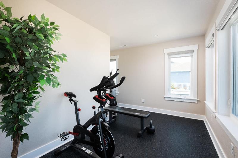 Semi-Oceanfront Retreat with Pool Theater Elevator - image 13