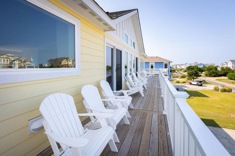 Semi-Oceanfront Retreat with Pool Theater Elevator - image 24