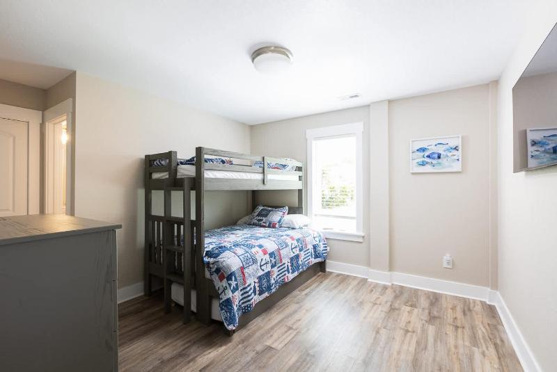 Semi-Oceanfront Retreat with Pool Theater Elevator - image 29