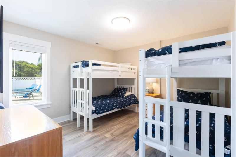 Semi-Oceanfront Retreat with Pool Theater Elevator - image 8