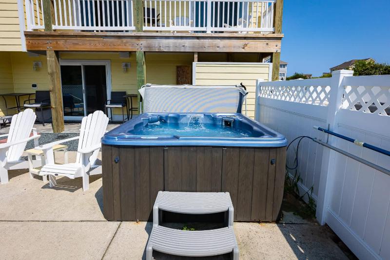 Semi-Oceanfront Retreat with Pool Theater Elevator - image 16