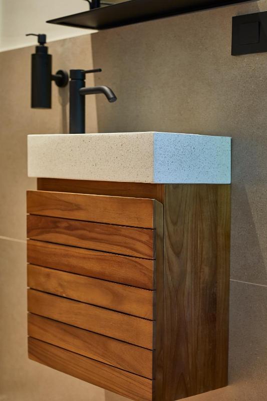 Single Room with Shower image 2