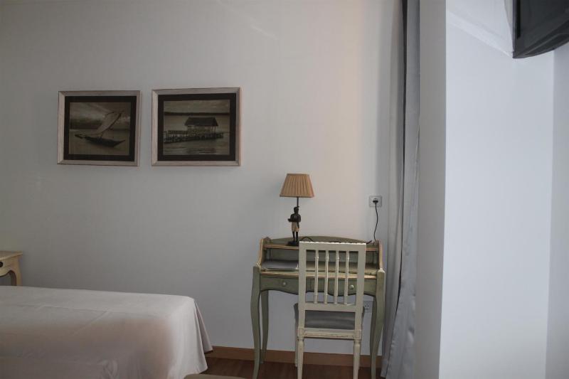 Double or Twin Room image 2