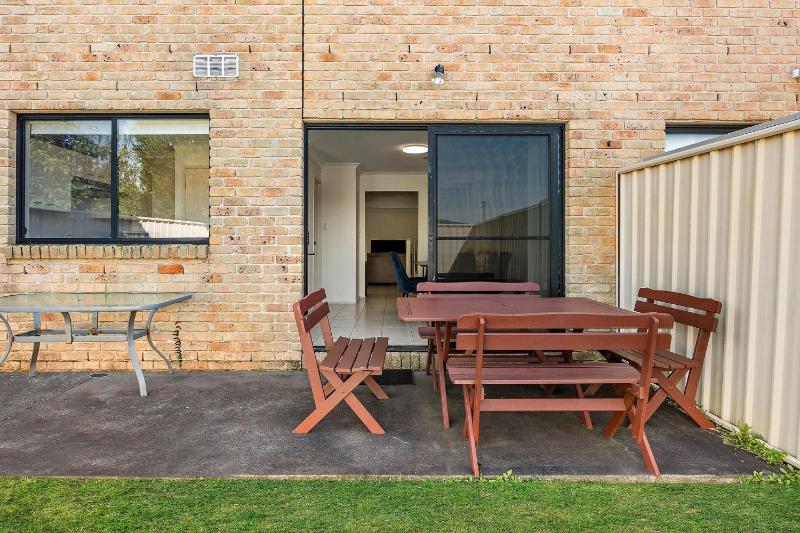 The Chillhouse at Fingal Bay - image 12