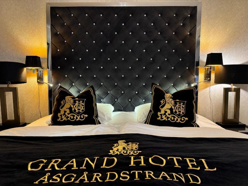 Superior Double or Twin Room image 1