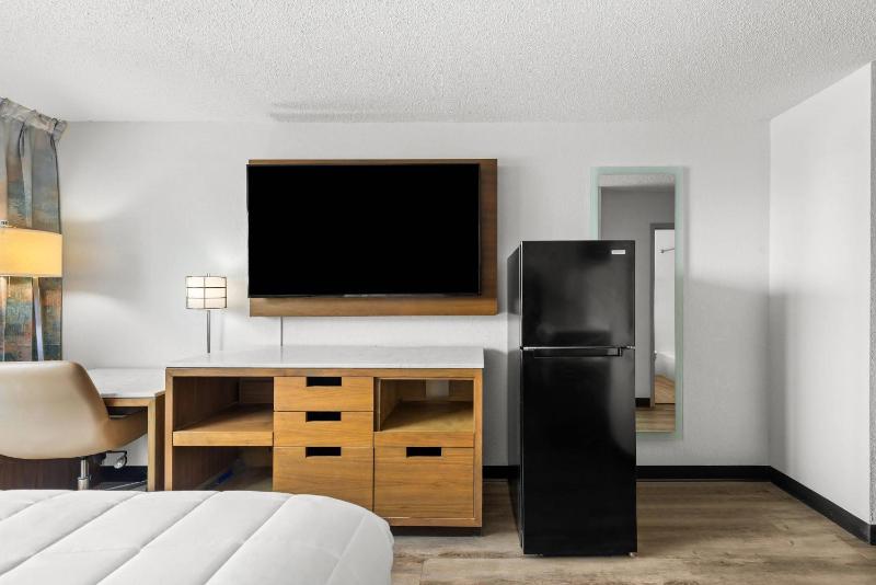 King Room - Disability Access/Non Smoking  image 3