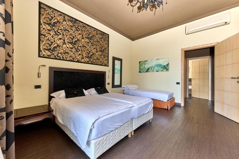 Family Room with Lake View image 3