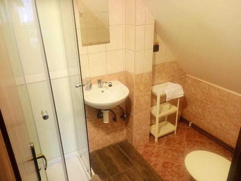 Quadruple Room image 3