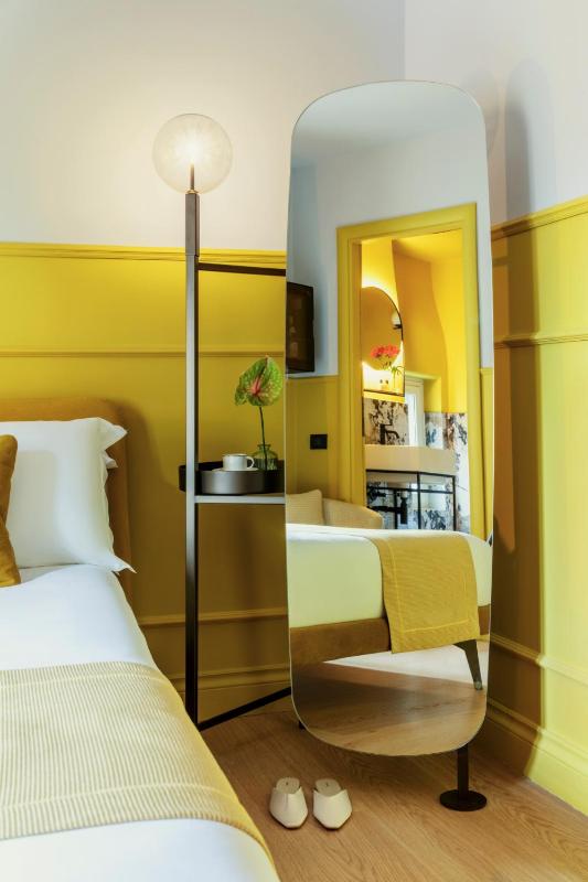 Small Double Room - Separate Building image 4