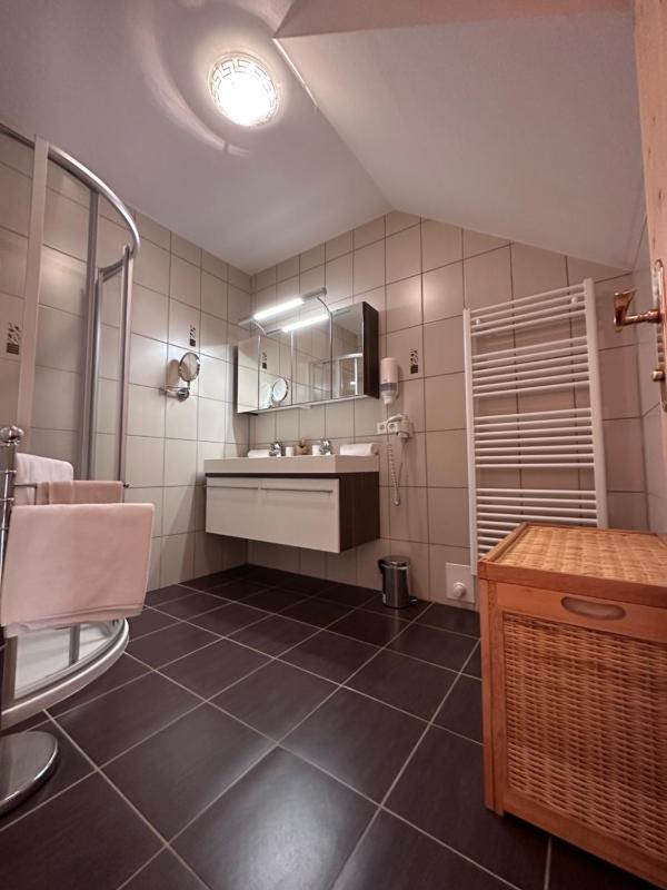 Apartment image 3