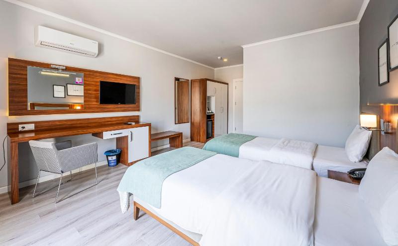 Deluxe Apartment image 3