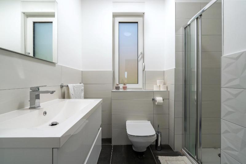 Three-Bedroom Superior Apartment image 2