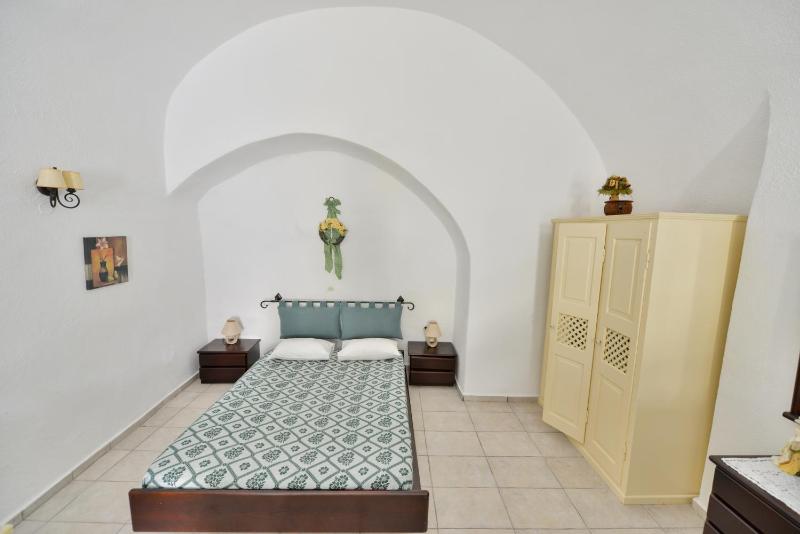Christos Apartments Oia - image 7