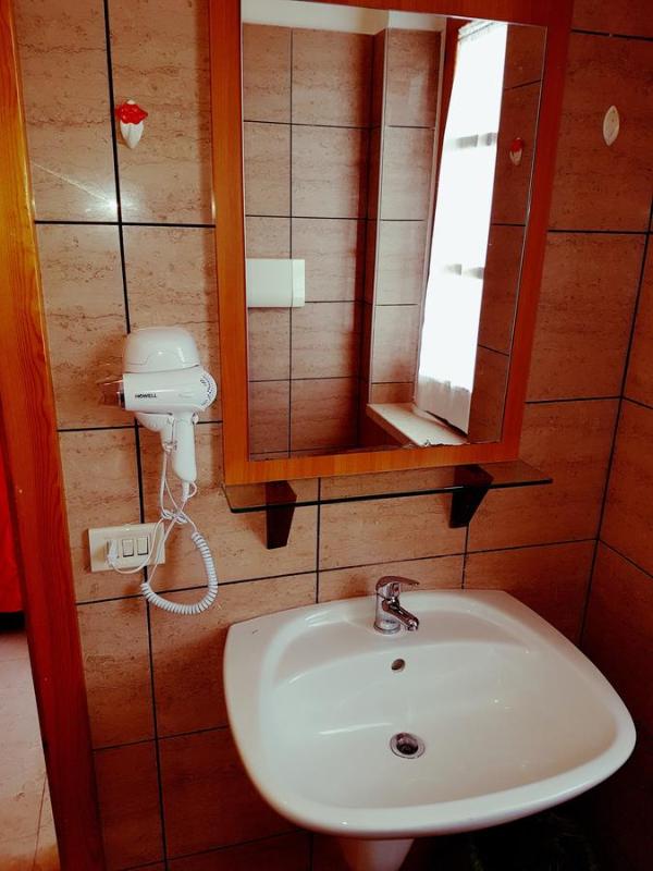Triple Room image 3
