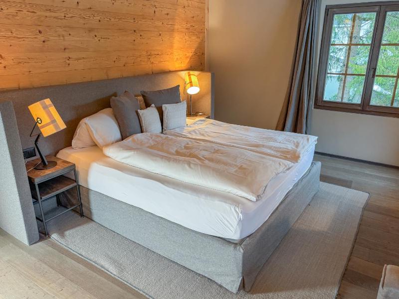 Suite with Lake View image 4