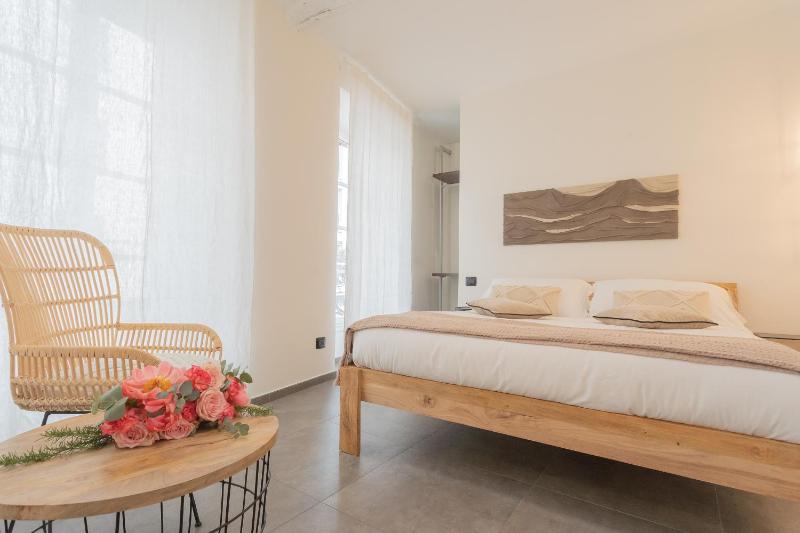 Enchanted Como Lake - City Apartment - image 9