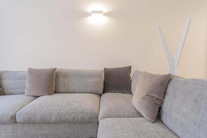 Modern Stylish Apartment in Como City - image 15