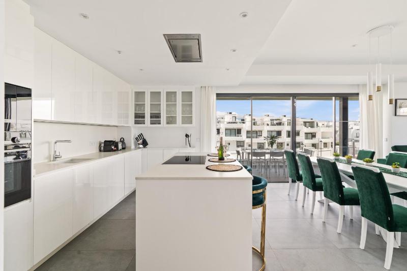 Luxury Apartment Agnieto - The View Fuengirola - image 23