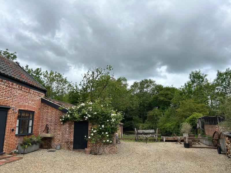 The Stables Hasketon - image 2