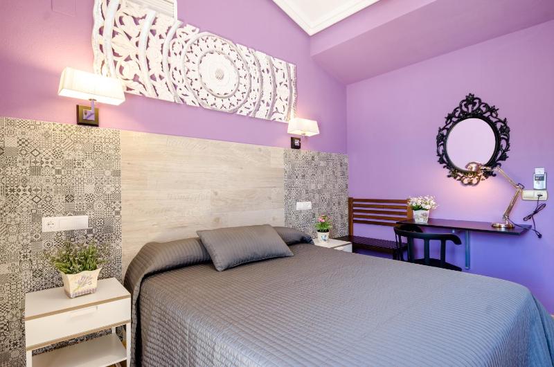 Deluxe Double Room with Terrace image 1
