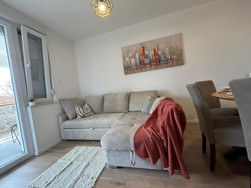 Julia Apartment - image 3