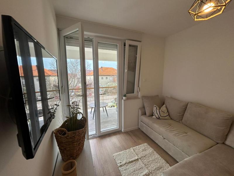 Julia Apartment - image 4