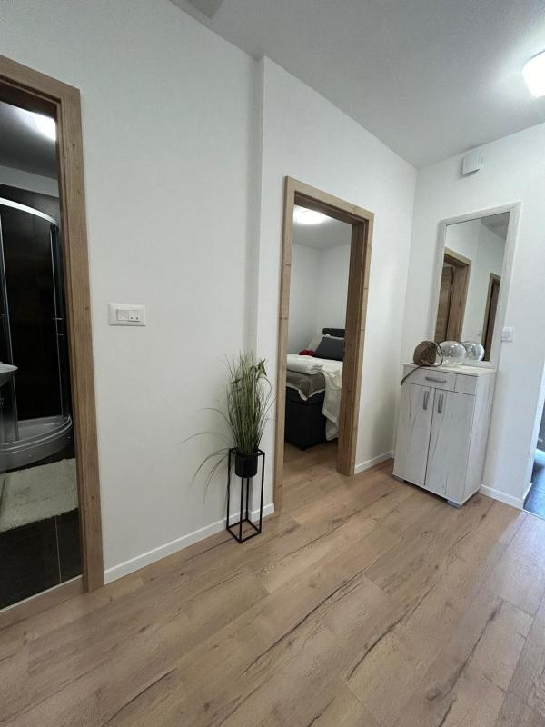 Julia Apartment - image 5