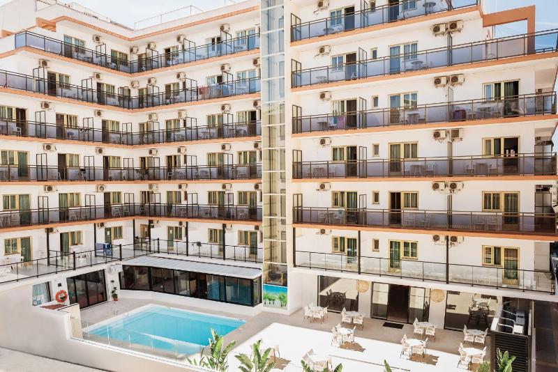 Hotel Camposol - image 1