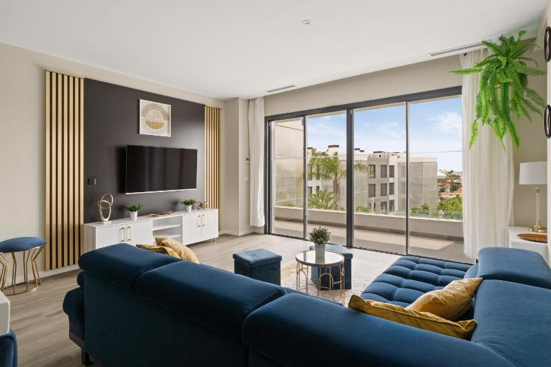 Luxury Apartment Tomaso - The View Fuengirola - image 28