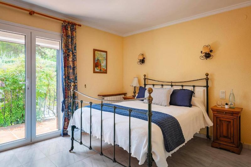 Villa Murales by Villa Plus - image 14