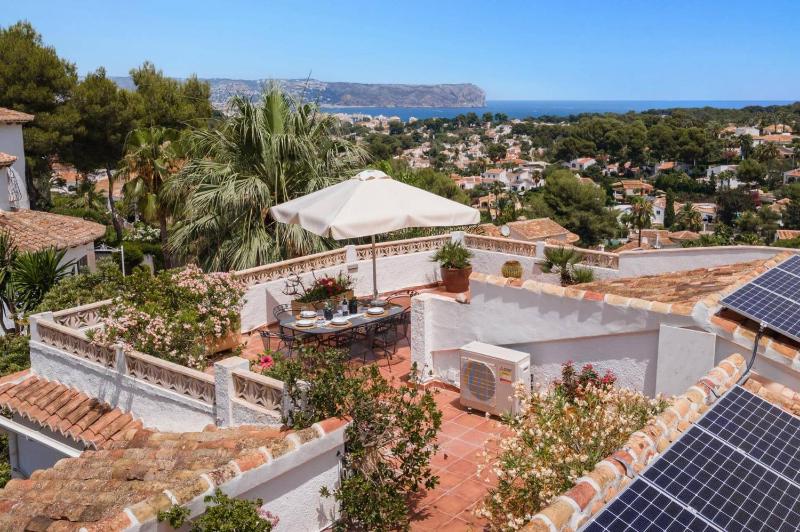 Villa Murales by Villa Plus - image 18