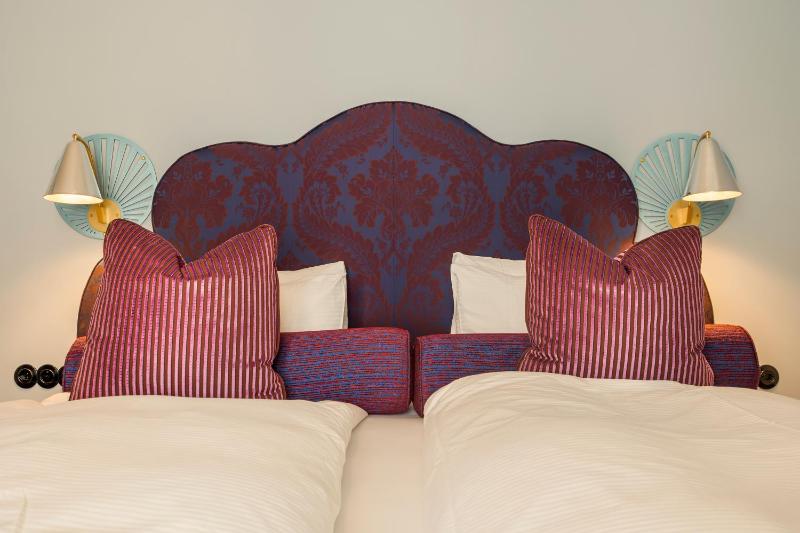 Superior Double Room image 2