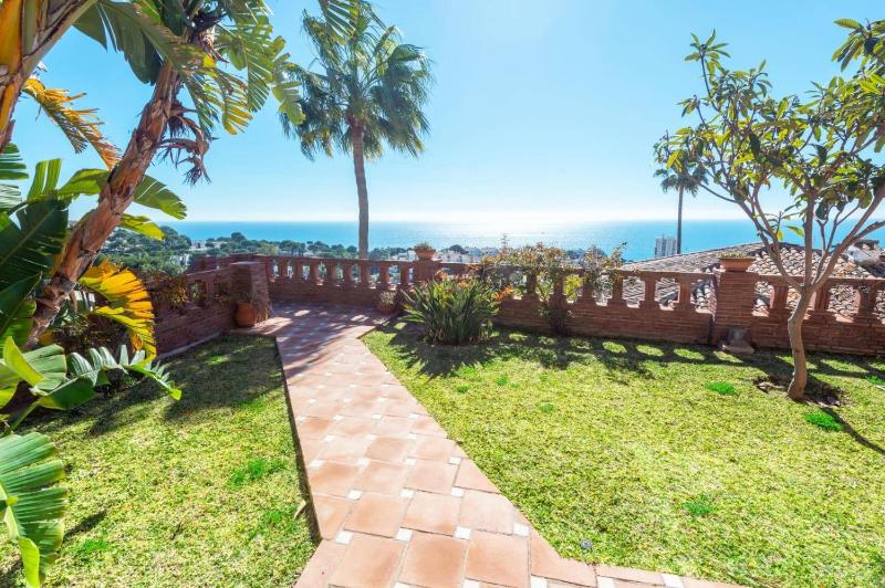 Villa Mirasol by Villa Plus - image 25