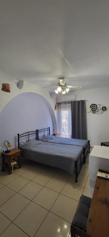 Twin Room image 2