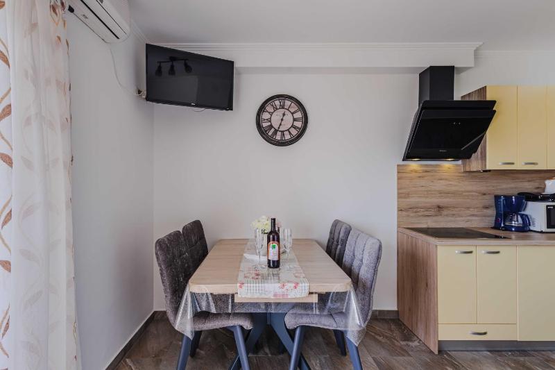 Two-Bedroom Apartment image 4