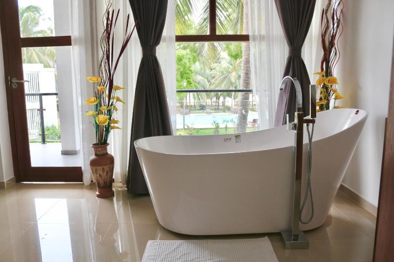 High Park Hotel - image 3